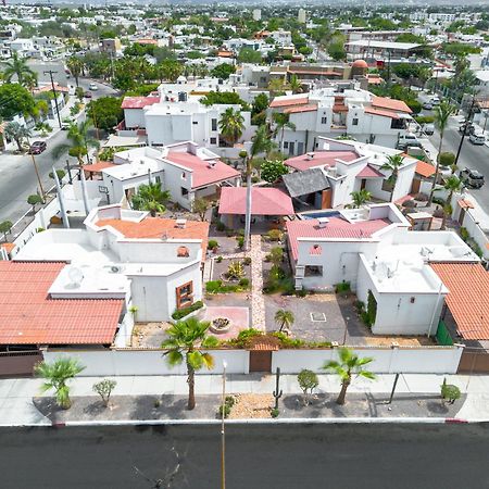 Gobaja Villas 3 Bedroom ラパス エクステリア 写真