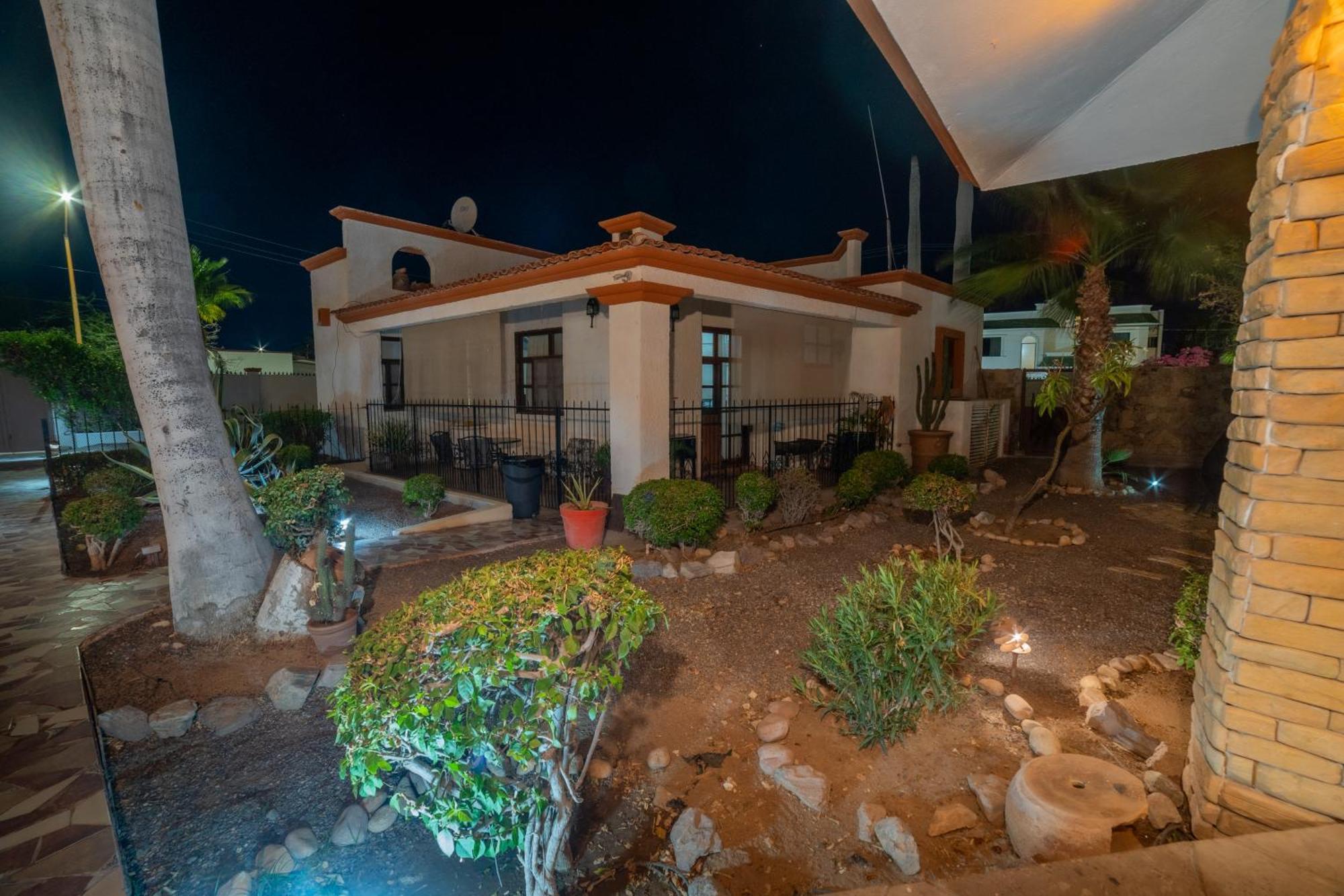 Gobaja Villas 3 Bedroom ラパス エクステリア 写真