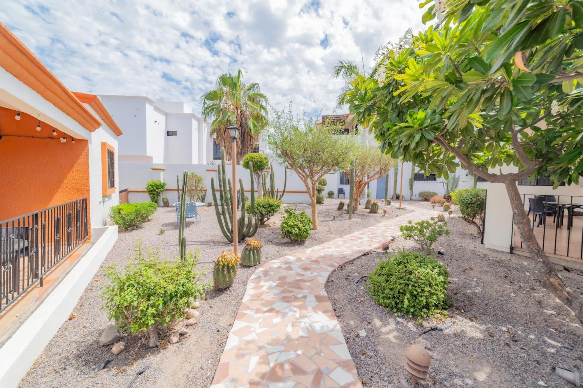 Gobaja Villas 3 Bedroom ラパス エクステリア 写真