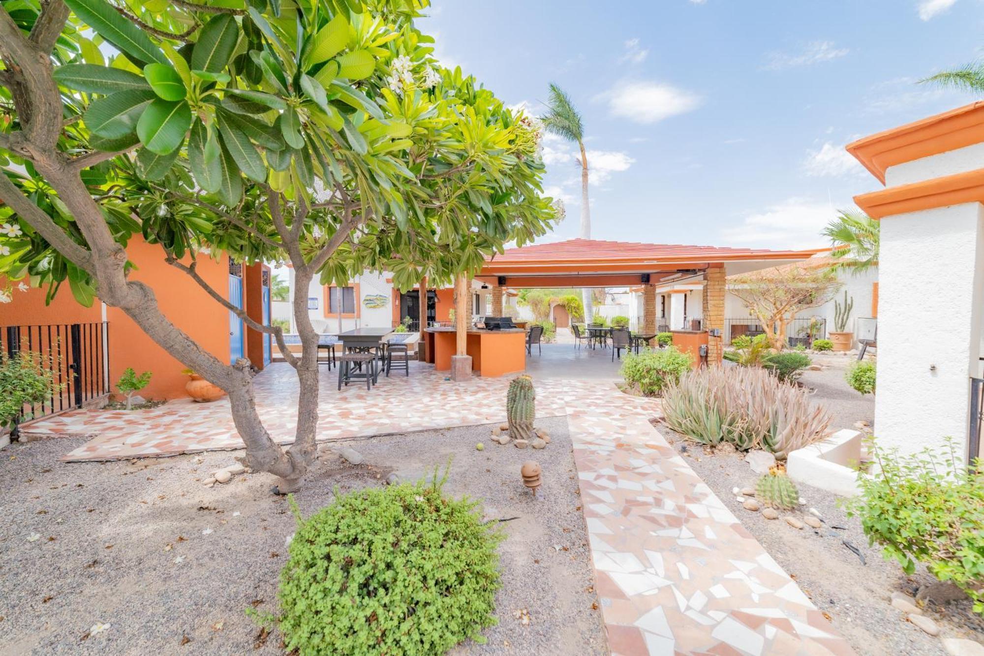 Gobaja Villas 3 Bedroom ラパス エクステリア 写真