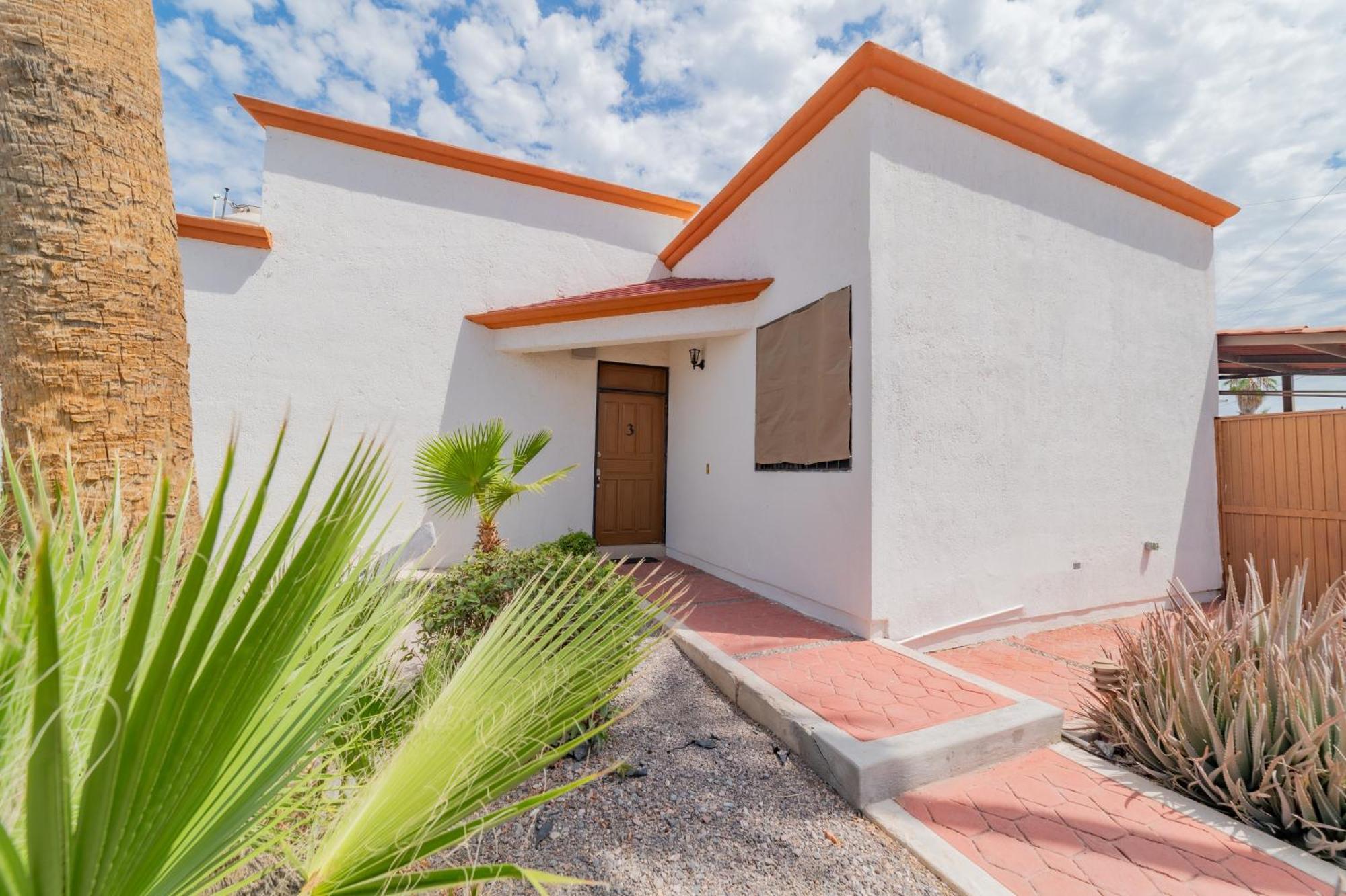 Gobaja Villas 3 Bedroom ラパス エクステリア 写真